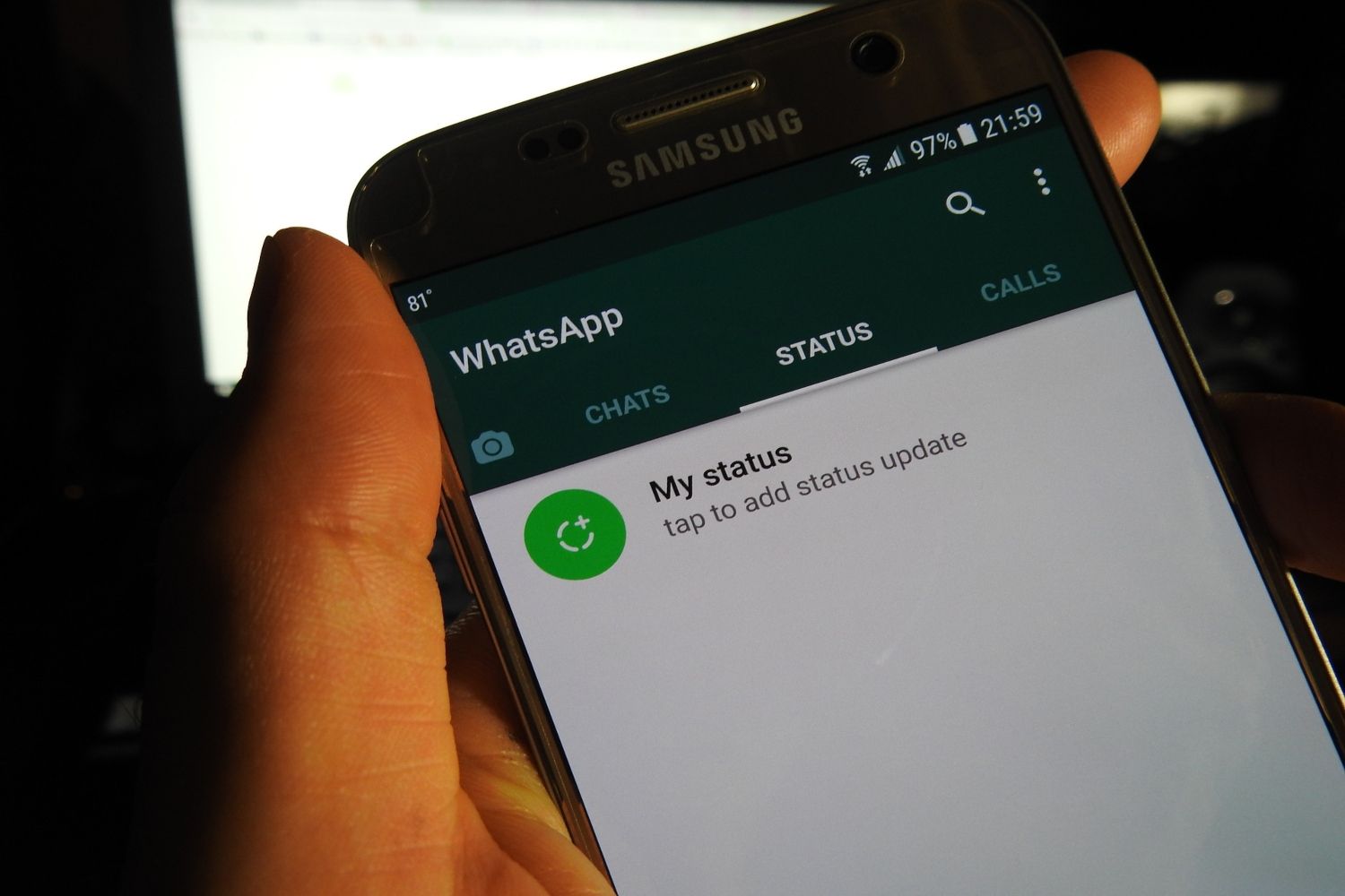 Perfil de un usuario de WhatsApp en su teléfono / PIXABAY