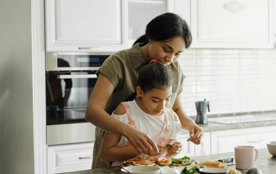 Practicar una alimentación consciente es otra forma de empezar a cuidarnos/ PEXELS