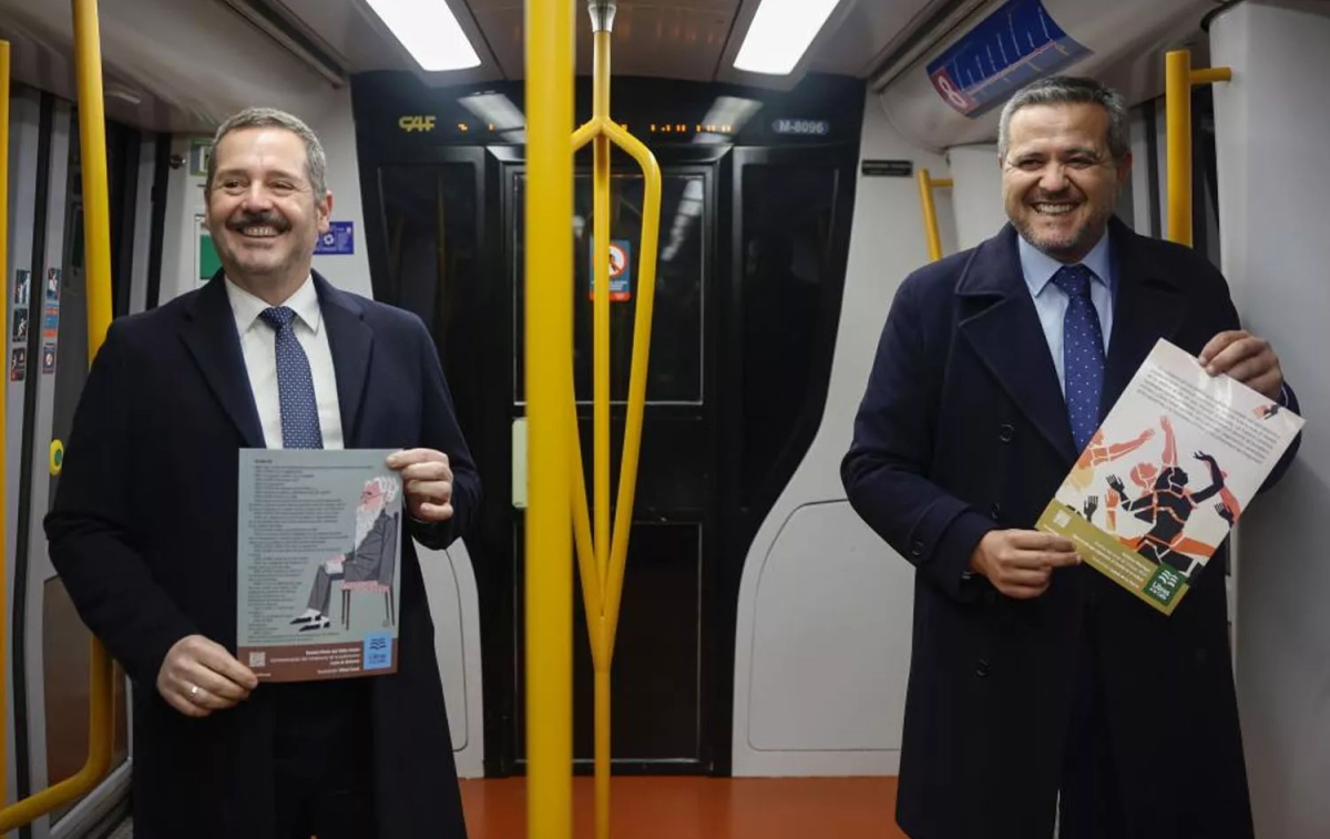 Los consejeros de Vivienda, Transportes e Infraestructuras, Jorge Rodrigo, y de Cultura, Turismo y Deporte, Mariano de Paco Serrano, inauguran la nueva edición de Libros a la calle / CM