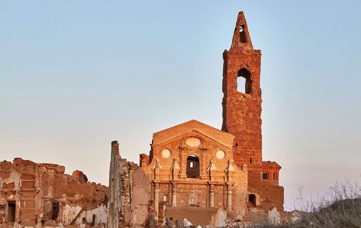 El Pueblo Viejo de Belchite (Zaragoza) / SIMÓN ARANDA - AYUNTAMIENTO BELCHITE