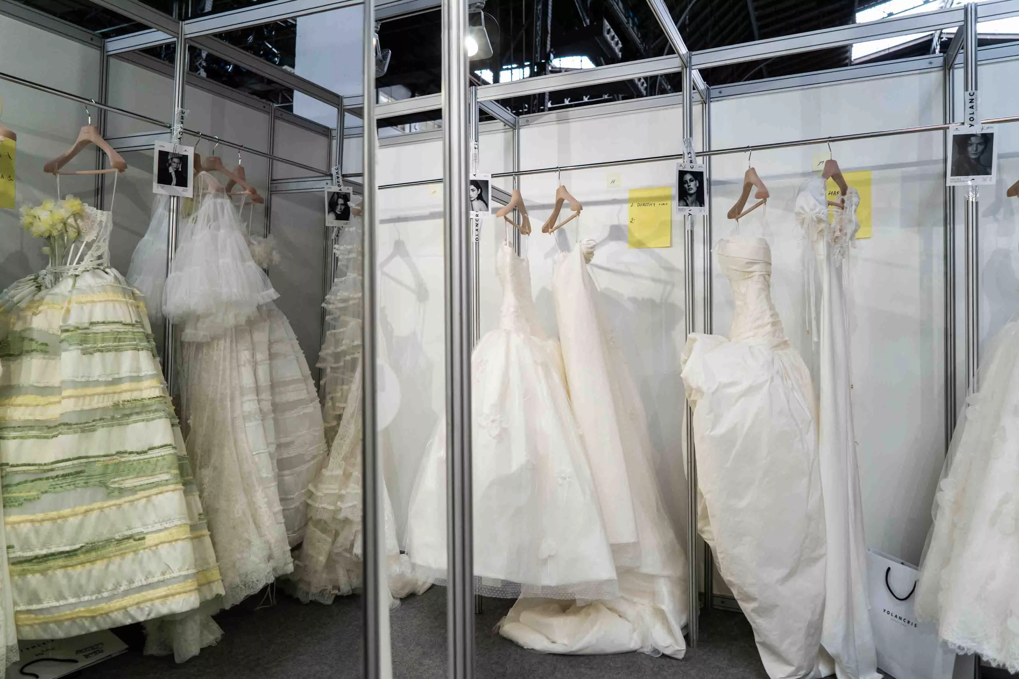 Vestidos de la colección Pardox de Yolancris / GALA ESPÍN Vestidos de la colección Pardox de Yolancris / GALA ESPÍN