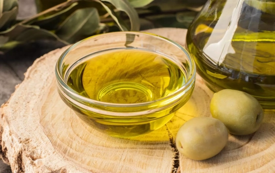 Aceite de oliva / FREEPIK Aceite de oliva / FREEPIK