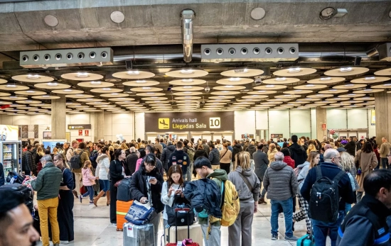 Viajeros en el Aeropuerto Adolfo Suárez Madrid Barajas, a 19 de diciembre de 2025 / Gabriel Luengas - EP Viajeros en el Aeropuerto Adolfo Suárez Madrid Barajas, a 19 de diciembre de 2025 / Gabriel Luengas - EP