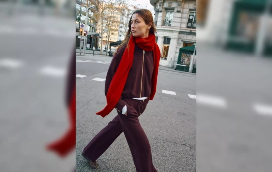 Pantalón ancho con cintura elástica / ZARA Pantalón ancho con cintura elástica / ZARA