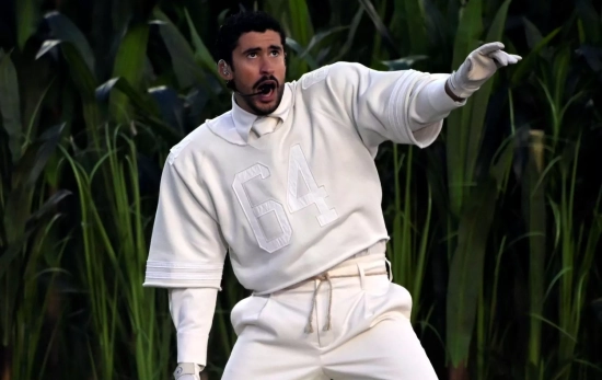 CHARLES BAUS CONTACTOPHOTO CHARLES BAUS CONTACTOPHOTO