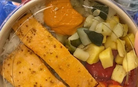 Salmón asado con verduras MERCADONA Salmón asado con verduras MERCADONA