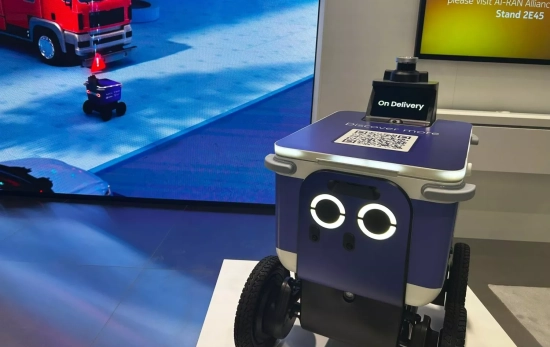 El robot que impulsa Nokia SIMÓN SÁNCHEZ El robot que impulsa Nokia SIMÓN SÁNCHEZ