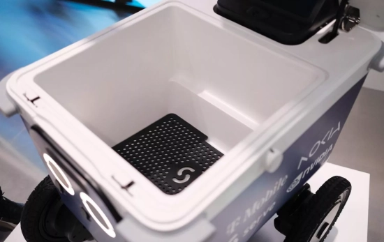 Interior del robot SIMÓN SÁNCHEZ Interior del robot SIMÓN SÁNCHEZ