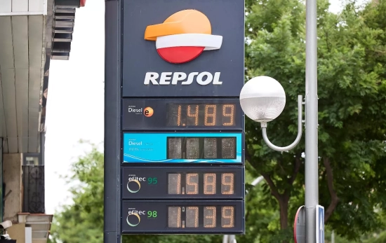 Cartel con los precios de la gasolina en una gasolinera Repsol, a 22 de junio de 2025, Cartel con los precios de la gasolina en una gasolinera Repsol, a 22 de junio de 2025,