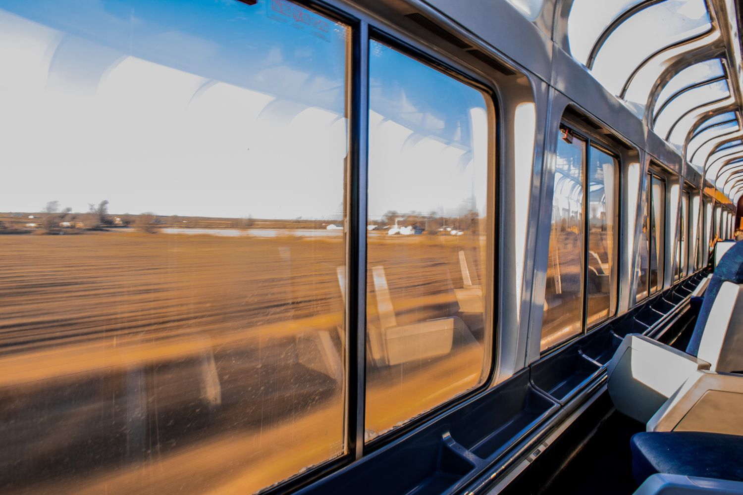 Vista desde un tren de Renfe / UNSPLASH