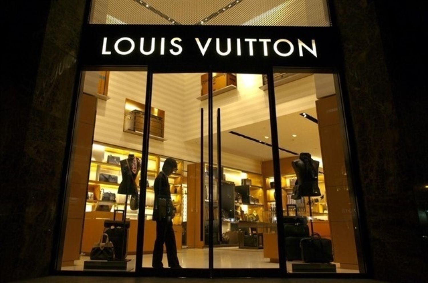 Todo lo que tienes que saber sobre la nueva tienda de Louis